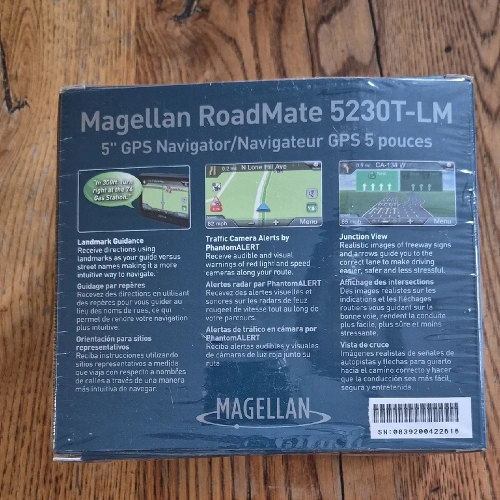 Magellan Outdoors RoadMate 5230T-LM GPS - Black and Gray - Picture 2 of 6